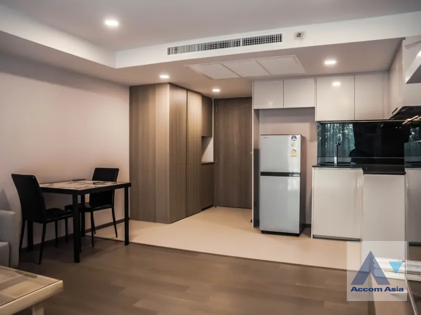 4  2 br Condominium For Rent in Ploenchit ,Bangkok BTS National Stadium at KLASS Siam AA40010