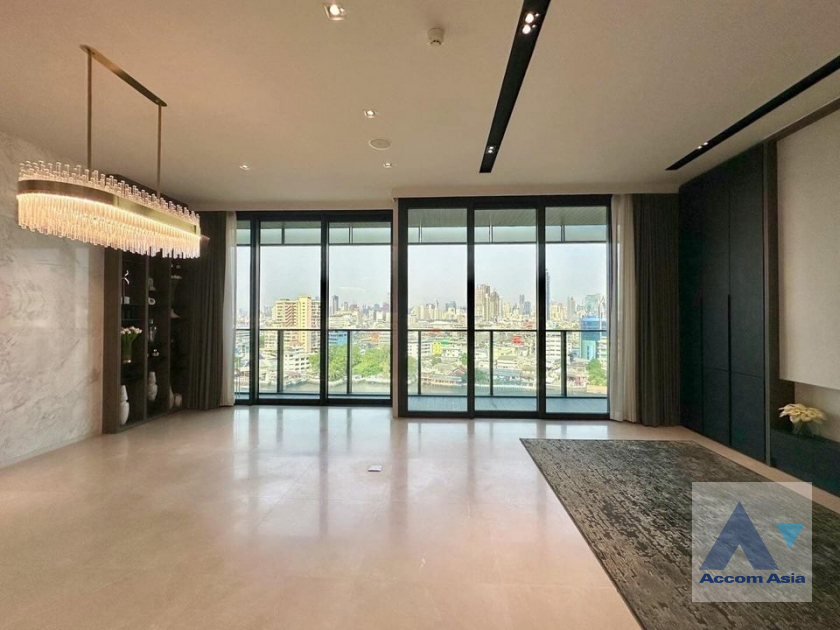  1  2 br Condominium For Sale in Charoen Nakhon ,Bangkok BTS Krung Thon Buri at Banyan Tree Residences Riverside AA40014