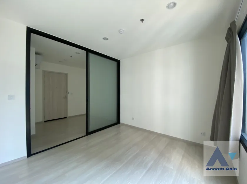 unit 1 Bedroom  Condominium For Sale in Ratchadaphisek, Bangkok  near BTS Asok (AA40024)