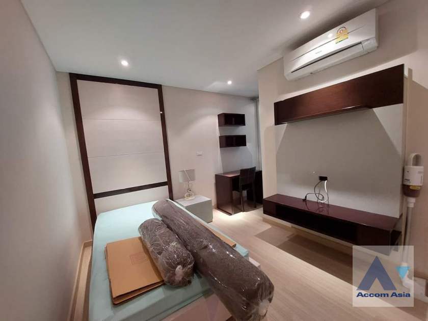5  2 br Condominium For Sale in  ,Bangkok BTS Ratchadamri at The Address Pathumwan AA40026