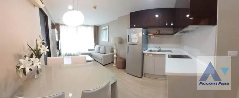 unit 2 Bedrooms  Condominium For Sale in ,   near BTS Ratchadamri (AA40026)
