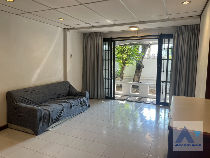  2  3 br Townhouse For Rent in Sukhumvit ,Bangkok BTS Phra khanong AA40034