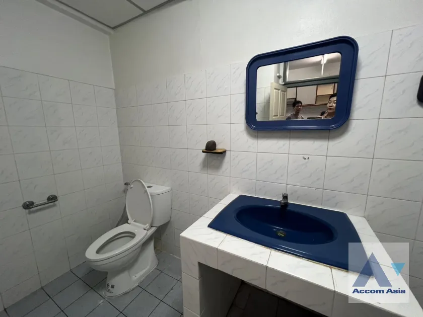 8  3 br Townhouse For Rent in Sukhumvit ,Bangkok BTS Phra khanong AA40034