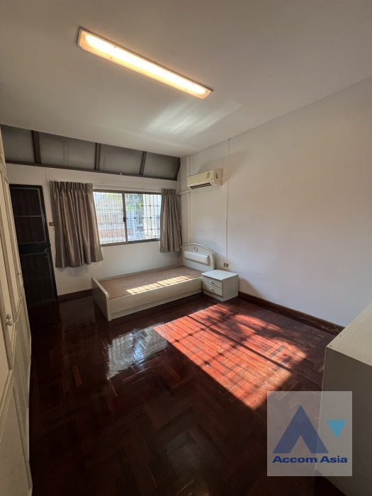 10  3 br Townhouse For Rent in Sukhumvit ,Bangkok BTS Phra khanong AA40034