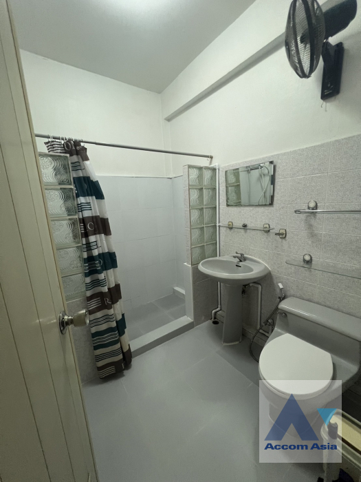 17  3 br Townhouse For Rent in Sukhumvit ,Bangkok BTS Phra khanong AA40034