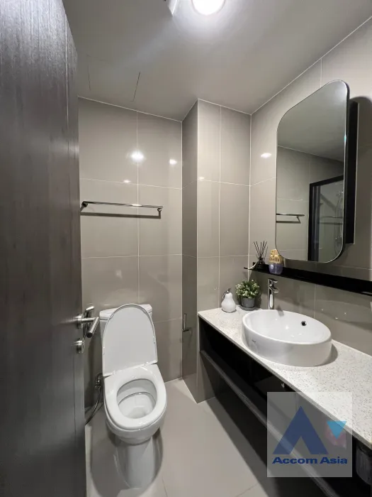 10  1 br Condominium for rent and sale in Ratchadaphisek ,Bangkok MRT Sutthisan at XT Huaikhwang  AA40052