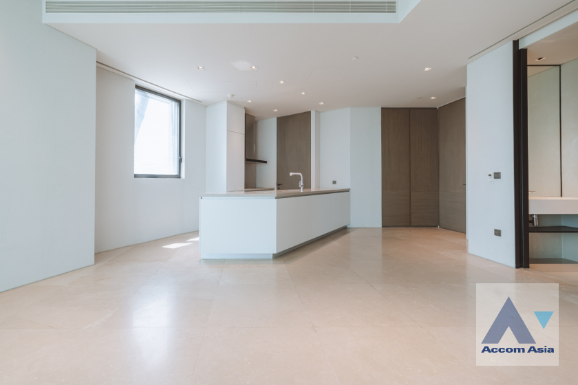 5  2 br Condominium For Sale in Charoen Nakhon ,Bangkok BTS Krung Thon Buri at Banyan Tree Residences Riverside AA40081