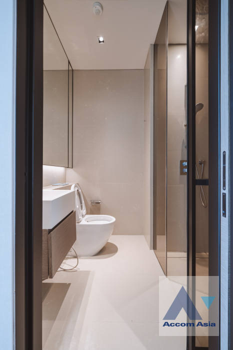 13  2 br Condominium For Sale in Charoen Nakhon ,Bangkok BTS Krung Thon Buri at Banyan Tree Residences Riverside AA40081