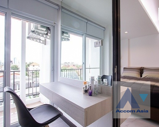 11  3 br Apartment For Rent in Sukhumvit ,Bangkok BTS Punnawithi at Apartment complex in Bangkok AA40092