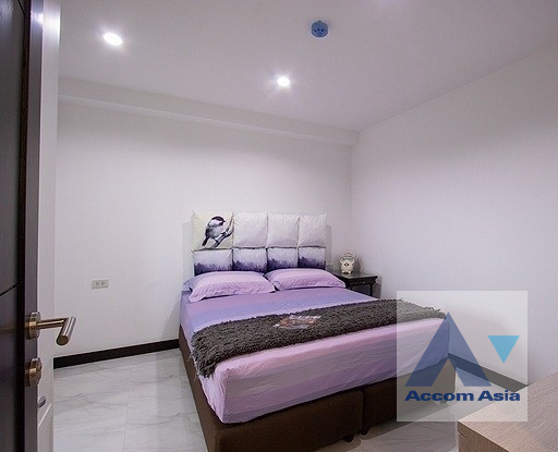 14  3 br Apartment For Rent in Sukhumvit ,Bangkok BTS Punnawithi at Apartment complex in Bangkok AA40092