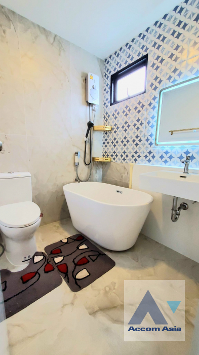 17  3 br House for rent and sale in Latkrabang ,Bangkok ARL Ban Thap Chang at Anasiri Ramkhamhaeng AA40095