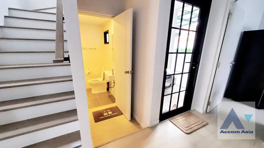 16  3 br House for rent and sale in Latkrabang ,Bangkok ARL Ban Thap Chang at Anasiri Ramkhamhaeng AA40095