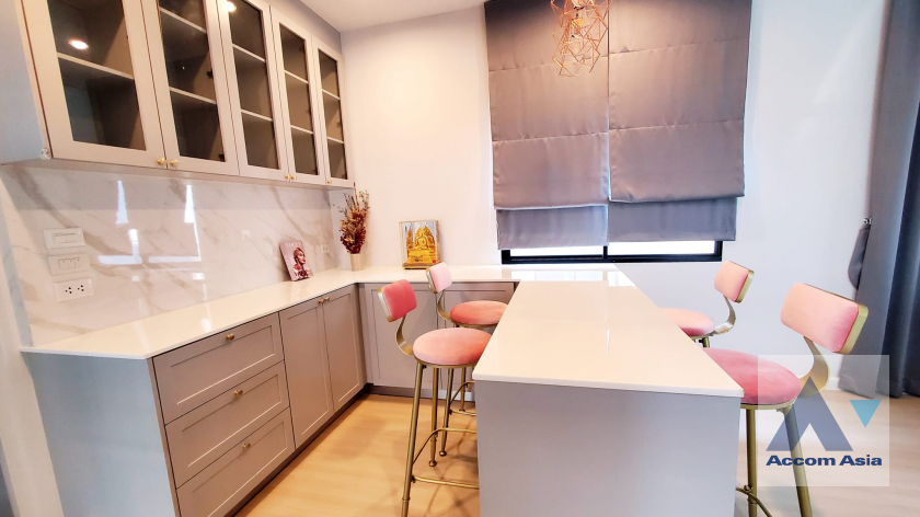 7  3 br House for rent and sale in Latkrabang ,Bangkok ARL Ban Thap Chang at Anasiri Ramkhamhaeng AA40095