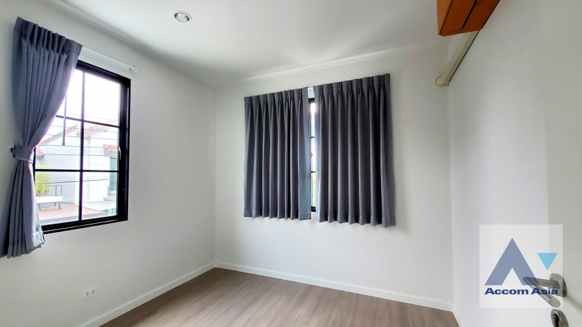 15  3 br House for rent and sale in Latkrabang ,Bangkok ARL Ban Thap Chang at Anasiri Ramkhamhaeng AA40095