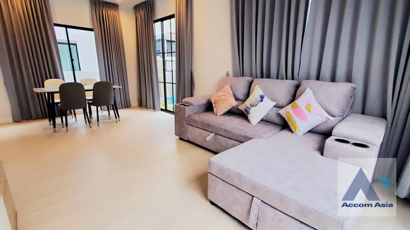  1  3 br House for rent and sale in Latkrabang ,Bangkok ARL Ban Thap Chang at Anasiri Ramkhamhaeng AA40095