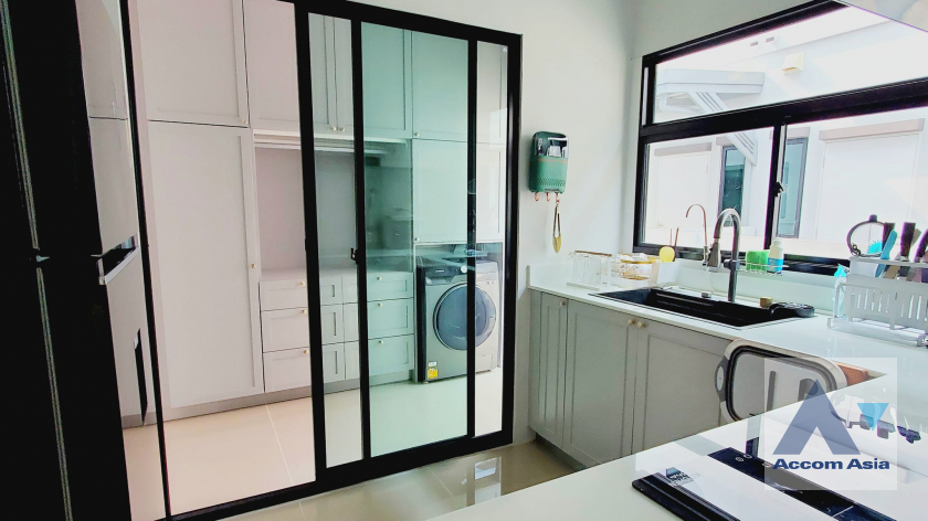 9  3 br House for rent and sale in Latkrabang ,Bangkok ARL Ban Thap Chang at Anasiri Ramkhamhaeng AA40095