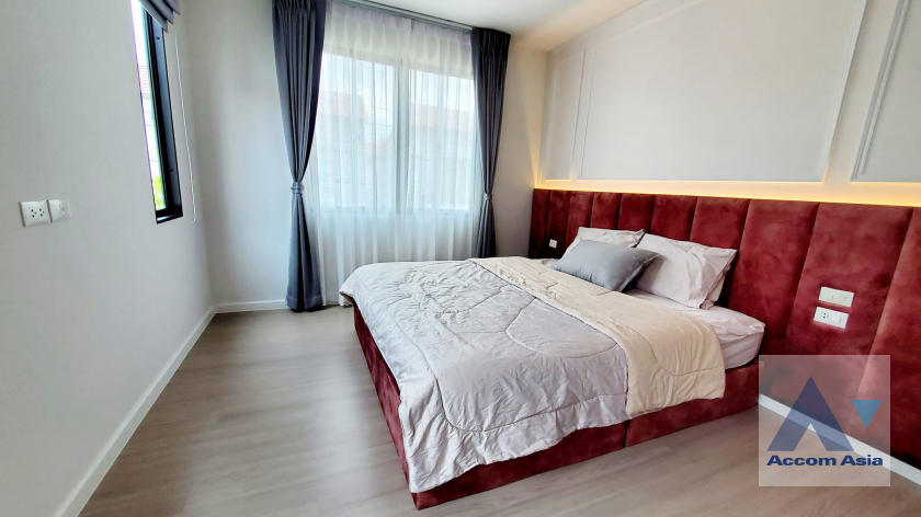 11  3 br House for rent and sale in Latkrabang ,Bangkok ARL Ban Thap Chang at Anasiri Ramkhamhaeng AA40095