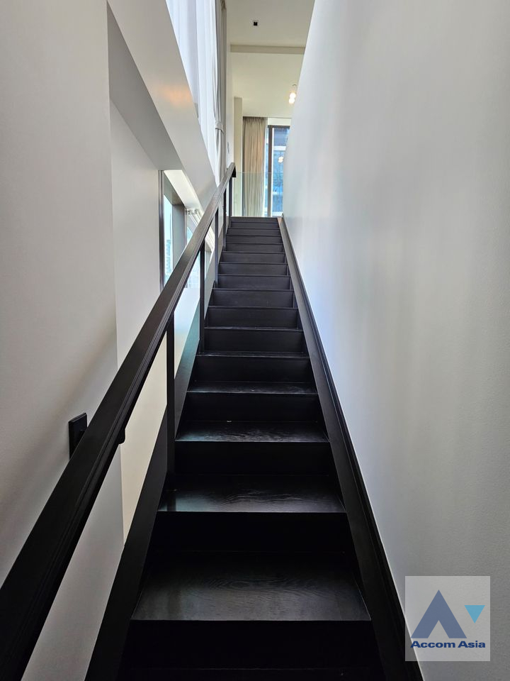 12  1 br Condominium for rent and sale in Ploenchit ,Bangkok BTS Chitlom at 28 Chidlom AA40099