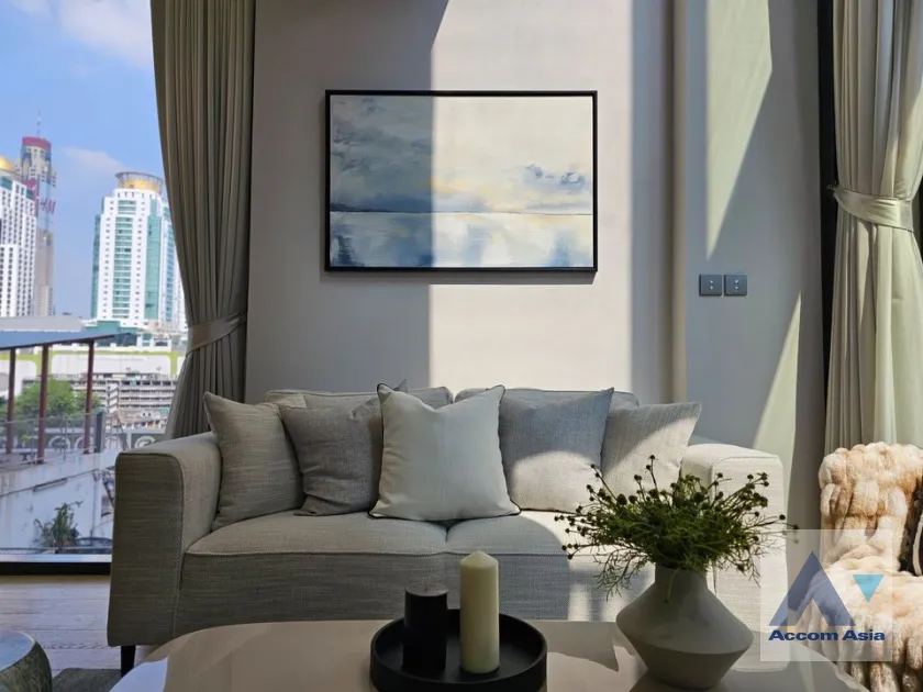 5  1 br Condominium for rent and sale in Ploenchit ,Bangkok BTS Chitlom at 28 Chidlom AA40099