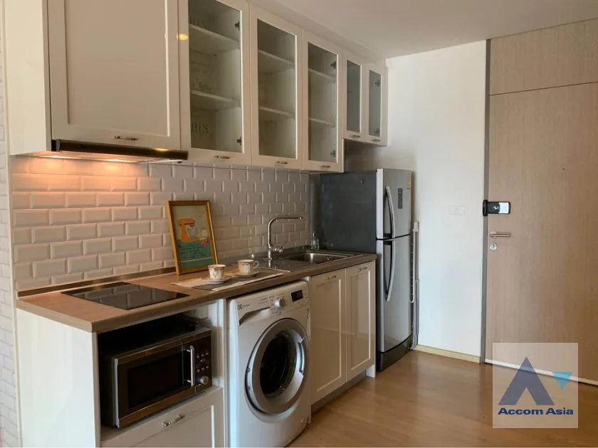 unit 1 Bedroom  Condominium For Rent in Phaholyothin, Bangkok  near BTS Ari (AA40109)