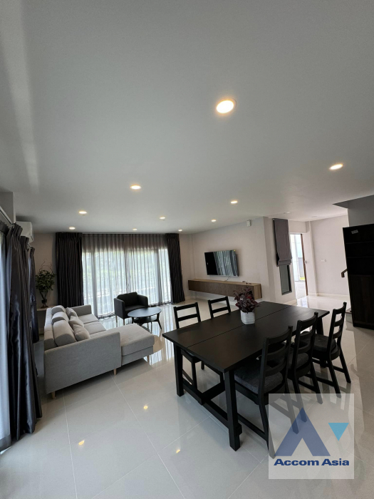  1  4 br House for rent and sale in Phaholyothin ,Bangkok  at Centro Vibhavadi AA40110