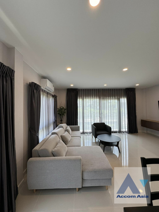  1  4 br House for rent and sale in Phaholyothin ,Bangkok  at Centro Vibhavadi AA40110