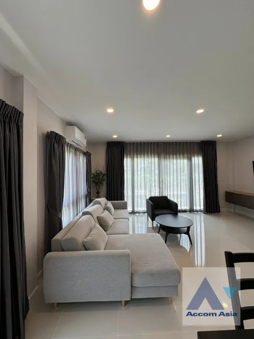  1  4 br House for rent and sale in Phaholyothin ,Bangkok  at Centro Vibhavadi AA40110