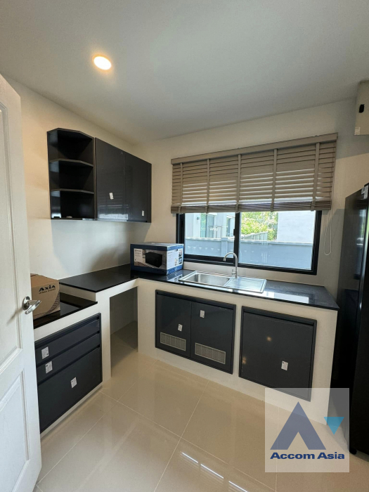 6  4 br House for rent and sale in Phaholyothin ,Bangkok  at Centro Vibhavadi AA40110