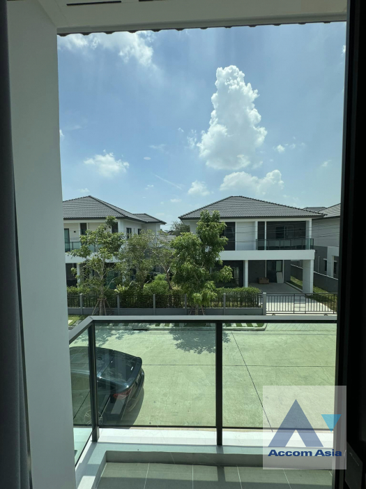 28  4 br House for rent and sale in Phaholyothin ,Bangkok  at Centro Vibhavadi AA40110