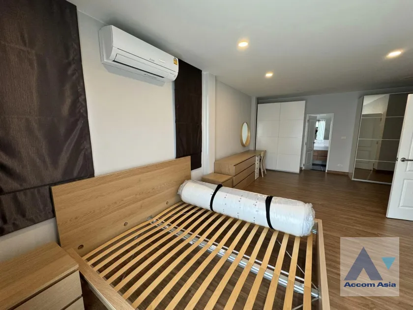 13  4 br House for rent and sale in Phaholyothin ,Bangkok  at Centro Vibhavadi AA40110