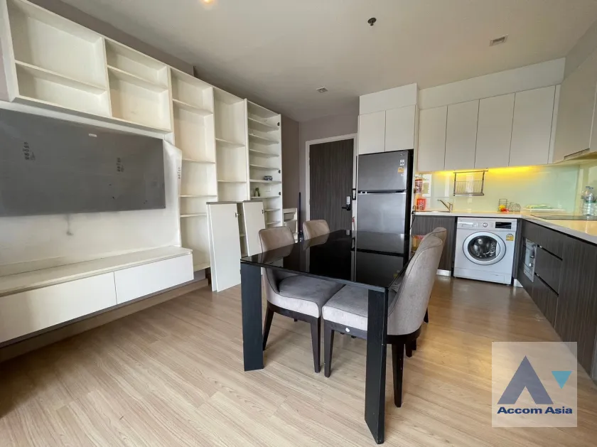  1  2 br Condominium For Sale in Charoen Nakhon ,Bangkok BTS Krung Thon Buri at Urbano Absolute Sathorn AA40114