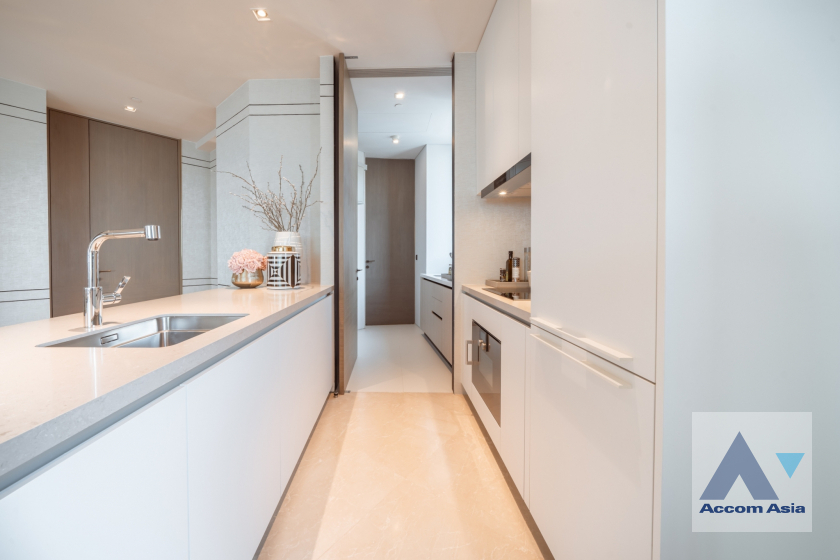 16  2 br Condominium For Sale in Charoen Nakhon ,Bangkok BTS Krung Thon Buri at Banyan Tree Residences Riverside AA40115