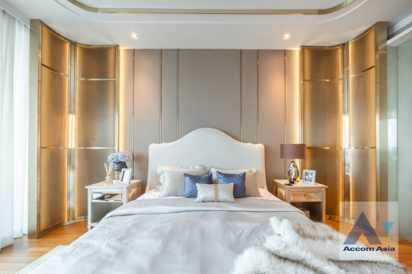 19  2 br Condominium For Sale in Charoen Nakhon ,Bangkok BTS Krung Thon Buri at Banyan Tree Residences Riverside AA40115