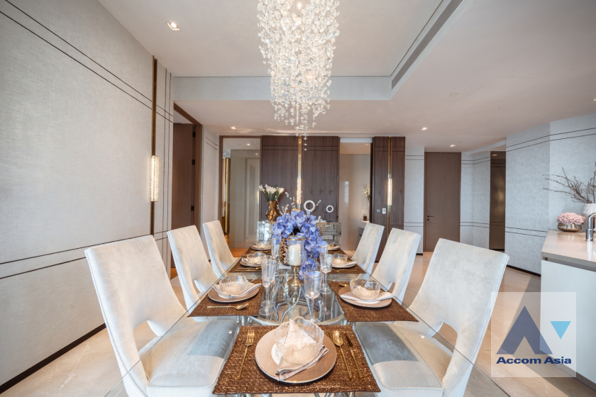 12  2 br Condominium For Sale in Charoen Nakhon ,Bangkok BTS Krung Thon Buri at Banyan Tree Residences Riverside AA40115