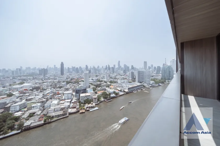 36  2 br Condominium For Sale in Charoen Nakhon ,Bangkok BTS Krung Thon Buri at Banyan Tree Residences Riverside AA40115