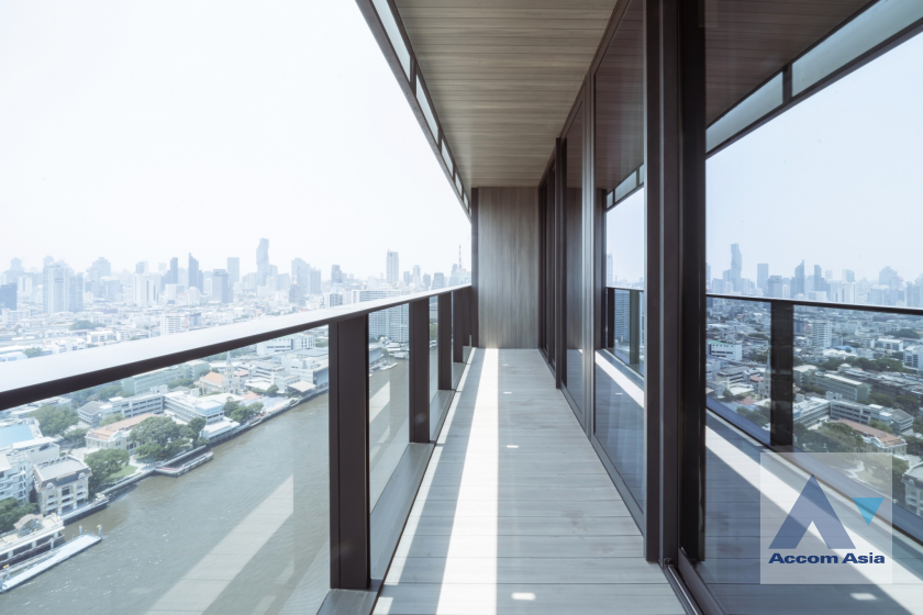 38  2 br Condominium For Sale in Charoen Nakhon ,Bangkok BTS Krung Thon Buri at Banyan Tree Residences Riverside AA40115