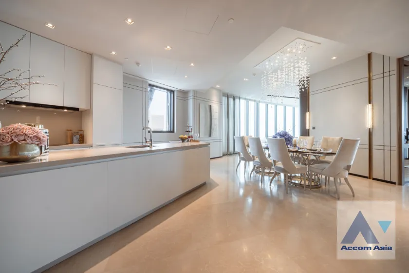 4  2 br Condominium For Sale in Charoen Nakhon ,Bangkok BTS Krung Thon Buri at Banyan Tree Residences Riverside AA40115