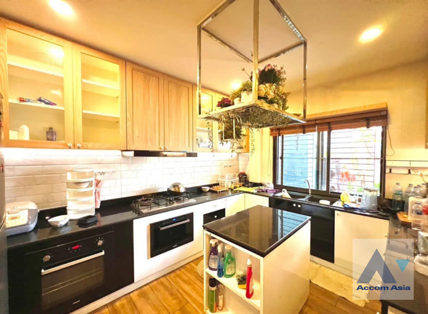 7  3 br House For Sale in Phaholyothin ,Bangkok  at The City Ramintra AA40116