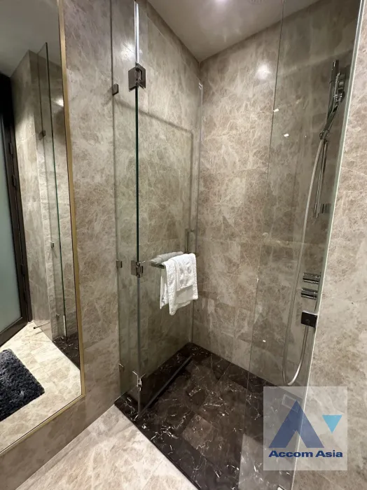 9  1 br Condominium For Rent in Ploenchit ,Bangkok BTS Chitlom at 28 Chidlom AA40122