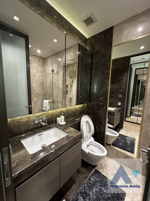 6  1 br Condominium For Rent in Ploenchit ,Bangkok BTS Chitlom at 28 Chidlom AA40124