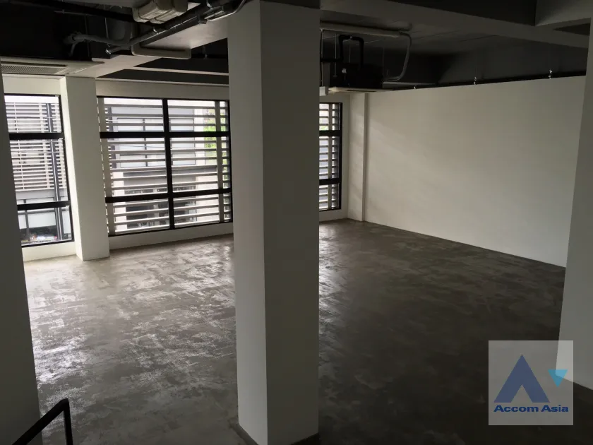 7  House For Rent in Lat Phrao ,Bangkok  at Home Office Modern Style  AA40137