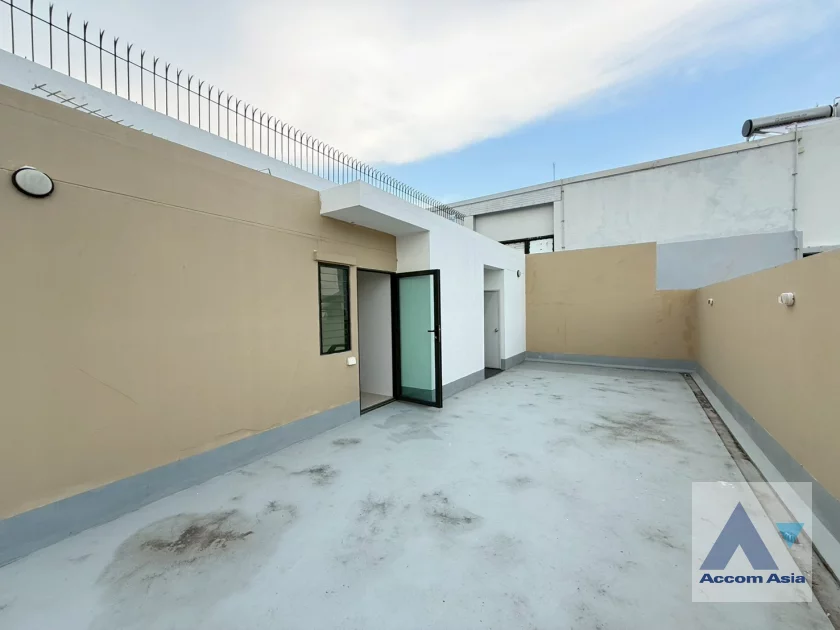 29  House For Rent in Ratchadaphisek ,Bangkok MRT Phetchaburi AA40155