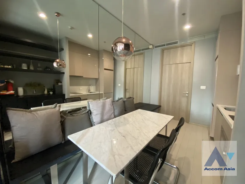 unit 1 Bedroom  Condominium For Rent in Ploenchit, Bangkok  near BTS Ploenchit (AA40158)