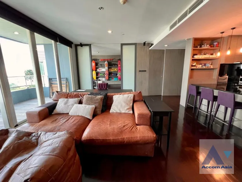 unitFully Furnished |  3 Bedrooms  Condominium For Sale in Charoen Nakhon, Bangkok  near BTS Krung Thon Buri (AA40161)