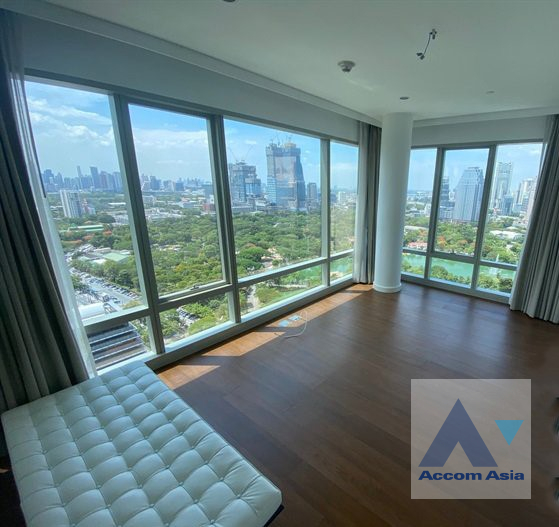 4  3 br Condominium For Rent in Ploenchit ,Bangkok BTS Ratchadamri - MRT Silom at 185 Rajadamri AA40176