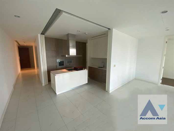  1  3 br Condominium For Rent in Ploenchit ,Bangkok BTS Ratchadamri - MRT Silom at 185 Rajadamri AA40176