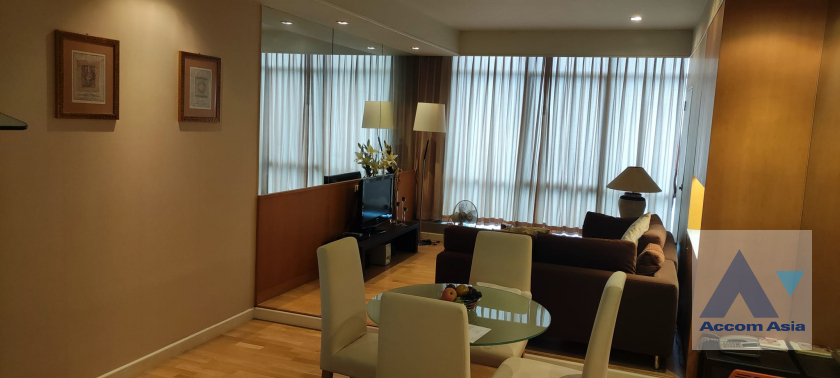  2  1 br Condominium For Sale in Charoen Nakhon ,Bangkok BTS Krung Thon Buri at Baan Sathorn Chaophraya AA40182