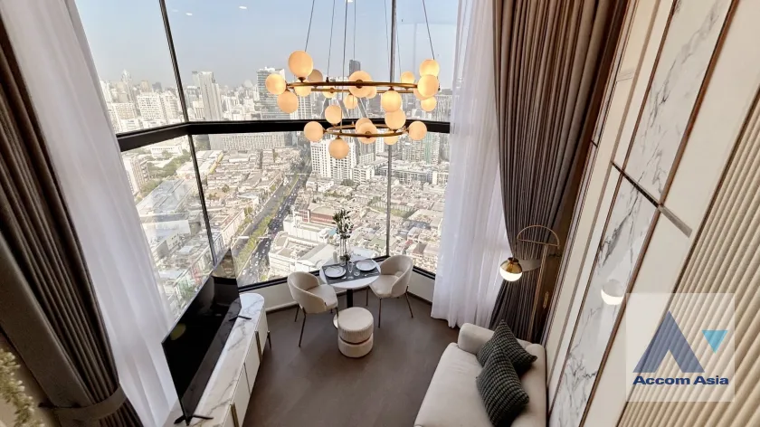 unitDuplex Condo |  2 Bedrooms  Condominium For Rent in Silom, Bangkok  (AA40184)