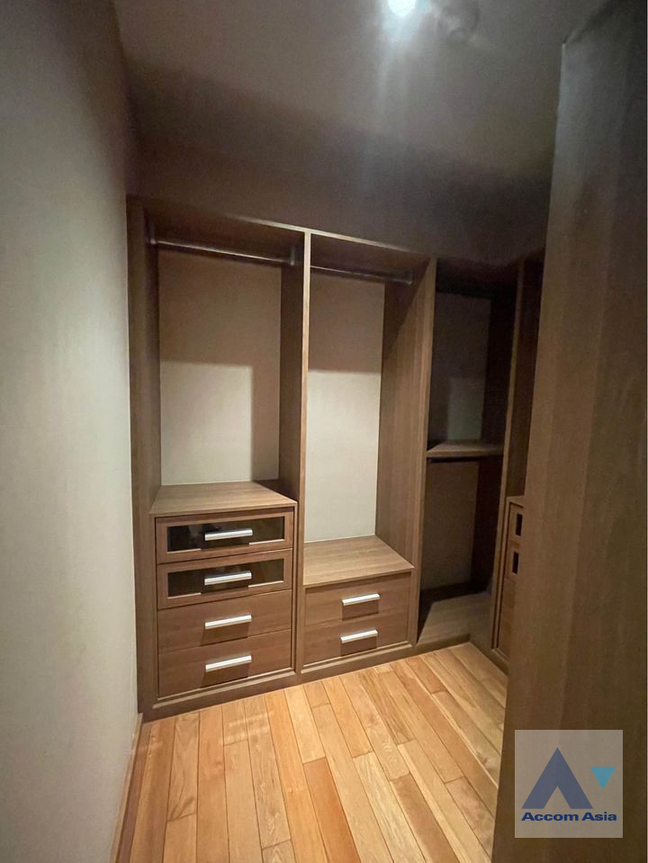 12  2 br Condominium For Rent in Sukhumvit ,Bangkok BTS Phrom Phong at The Emporio Place AA40199