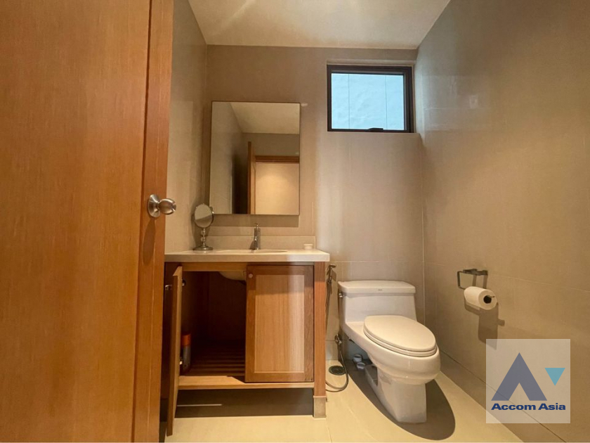 15  2 br Condominium For Rent in Sukhumvit ,Bangkok BTS Phrom Phong at The Emporio Place AA40199